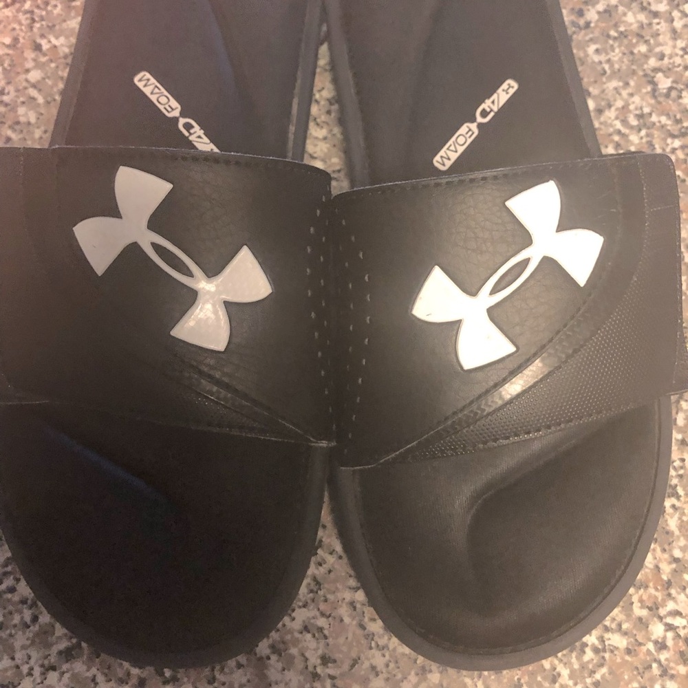 Under armour slides